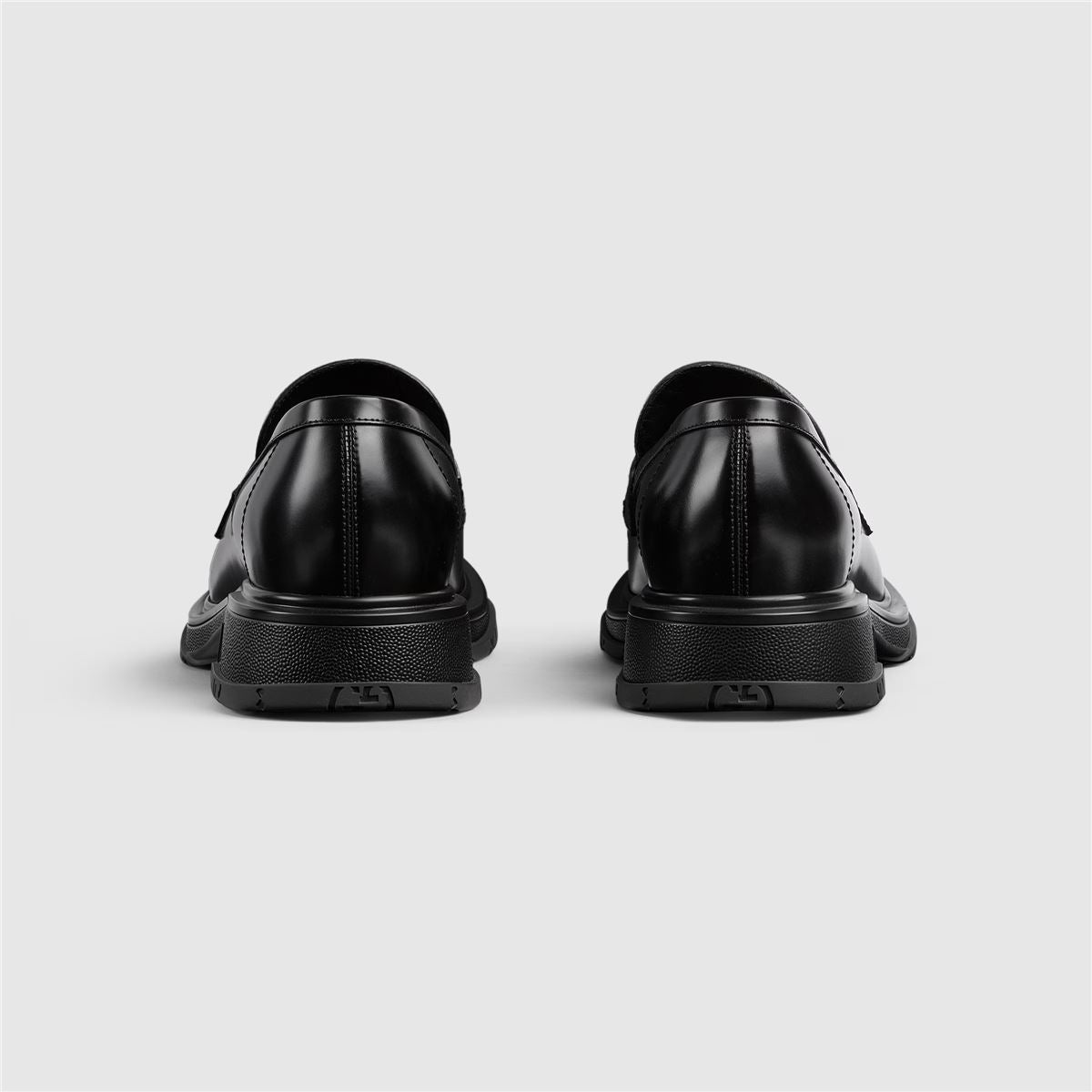 Men's loafer with tonal logo-GUCCI-Verso