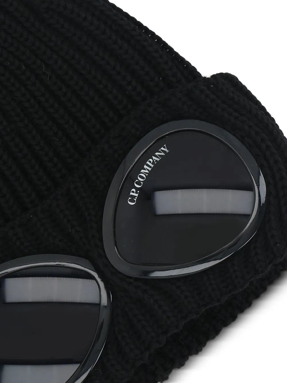 C.p. company goggle-lens ribbed beanie