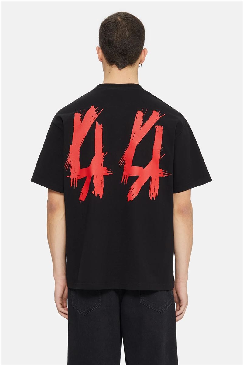 Front row tee