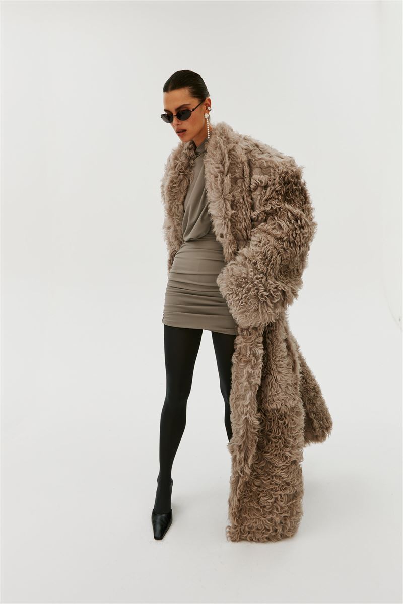 Shearling leather coat-THE MANNEI-Verso