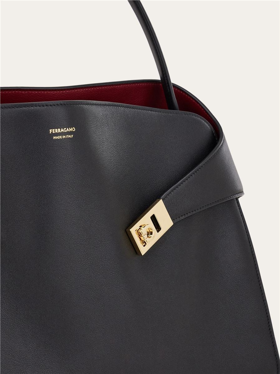 Hug soft two-tone shoulder bag (l)-FERRAGAMO-Verso
