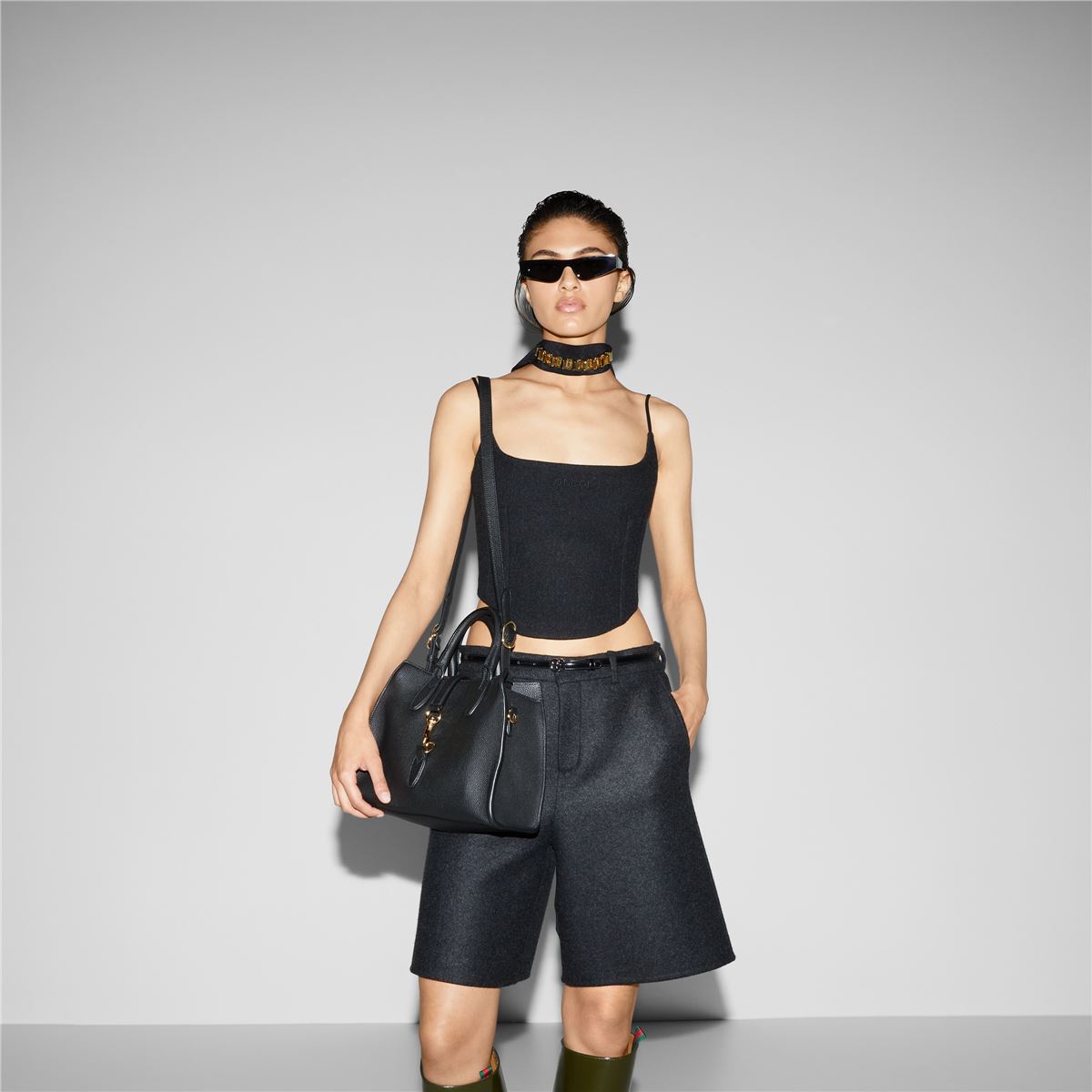 MEDIUM TOTE BAG WITH HOOK CLOSURE - GUCCI - Verso