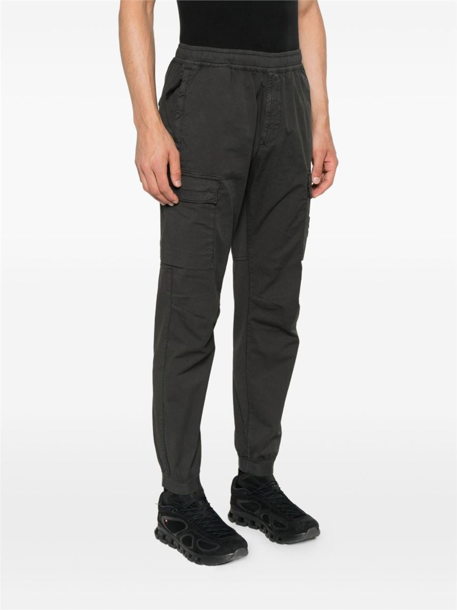 Regular-tapered-fit cargo trousers with zip pockets-STONE ISLAND-Verso