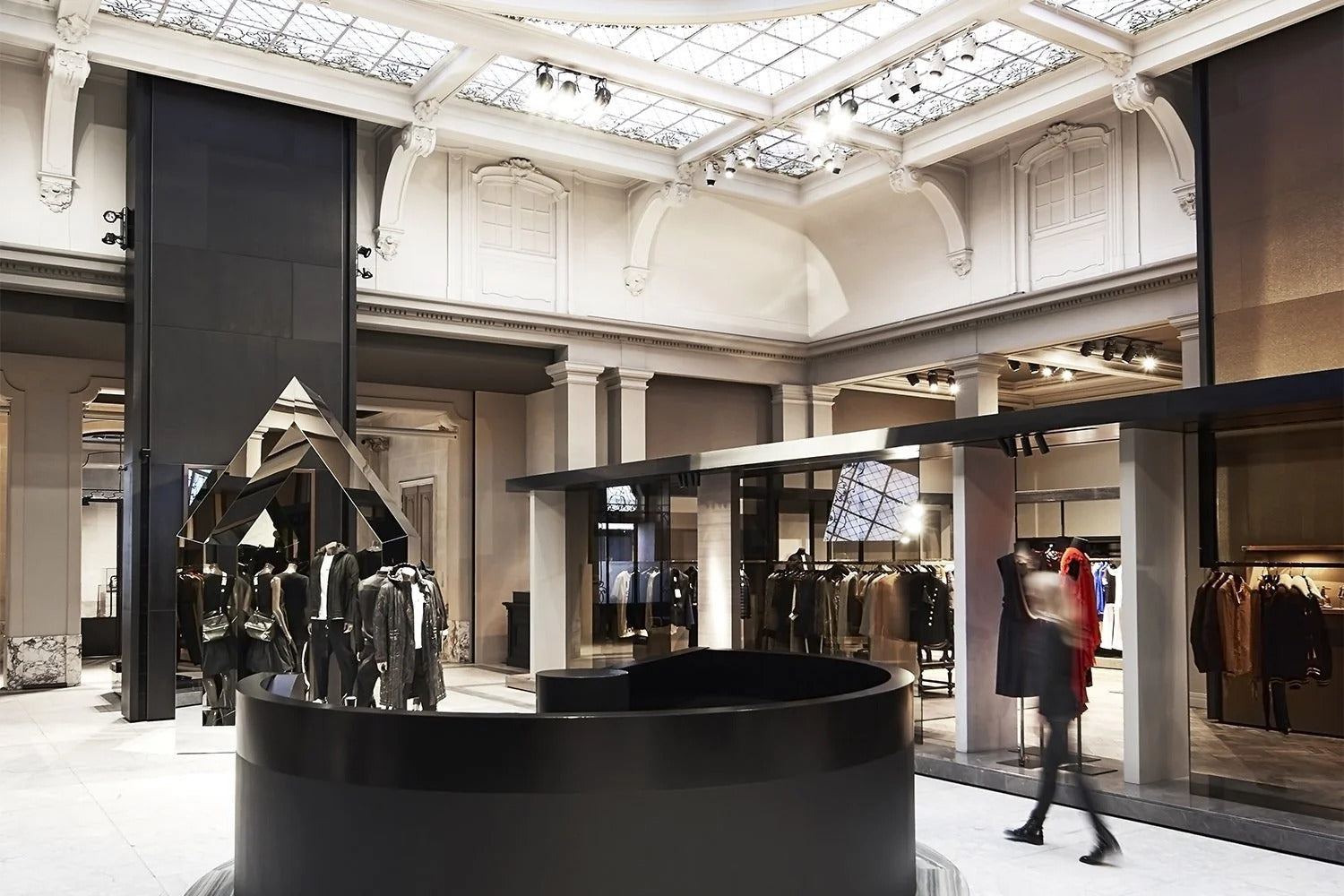 Luxury Shopping in Antwerp Around Verso and Botanic Sanctuary