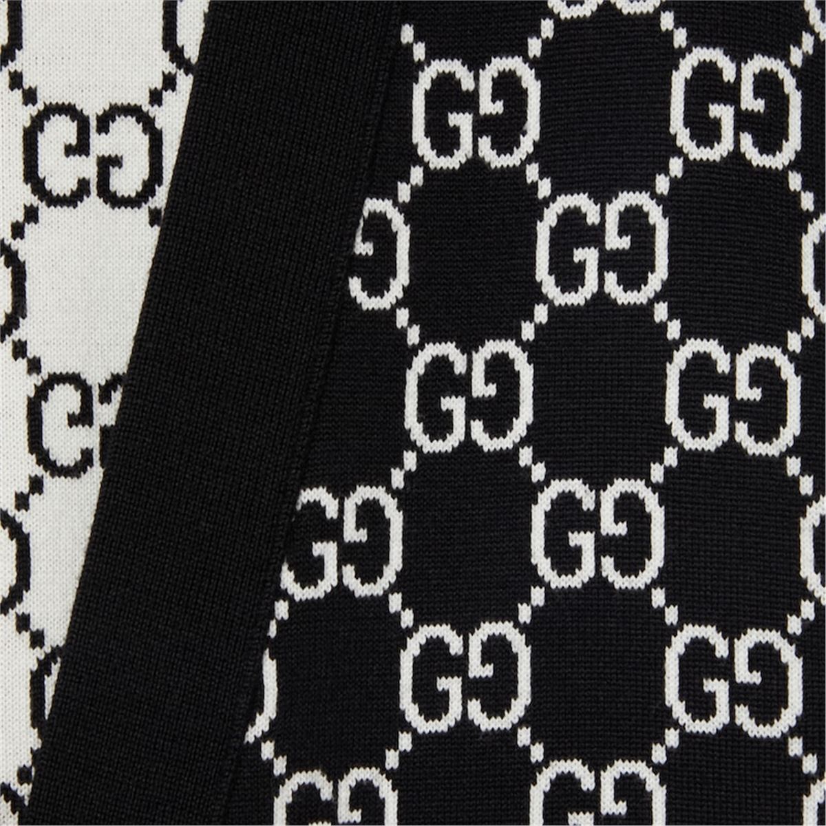 REVERSIBLE GG WOOL JACQUARD CARDIGAN -  GUCCI -  Verso