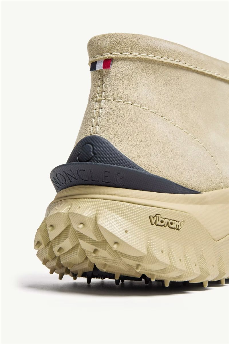 Moncler + clarks originals trailgrip wallabee gtx suede boots-MONCLER-Verso