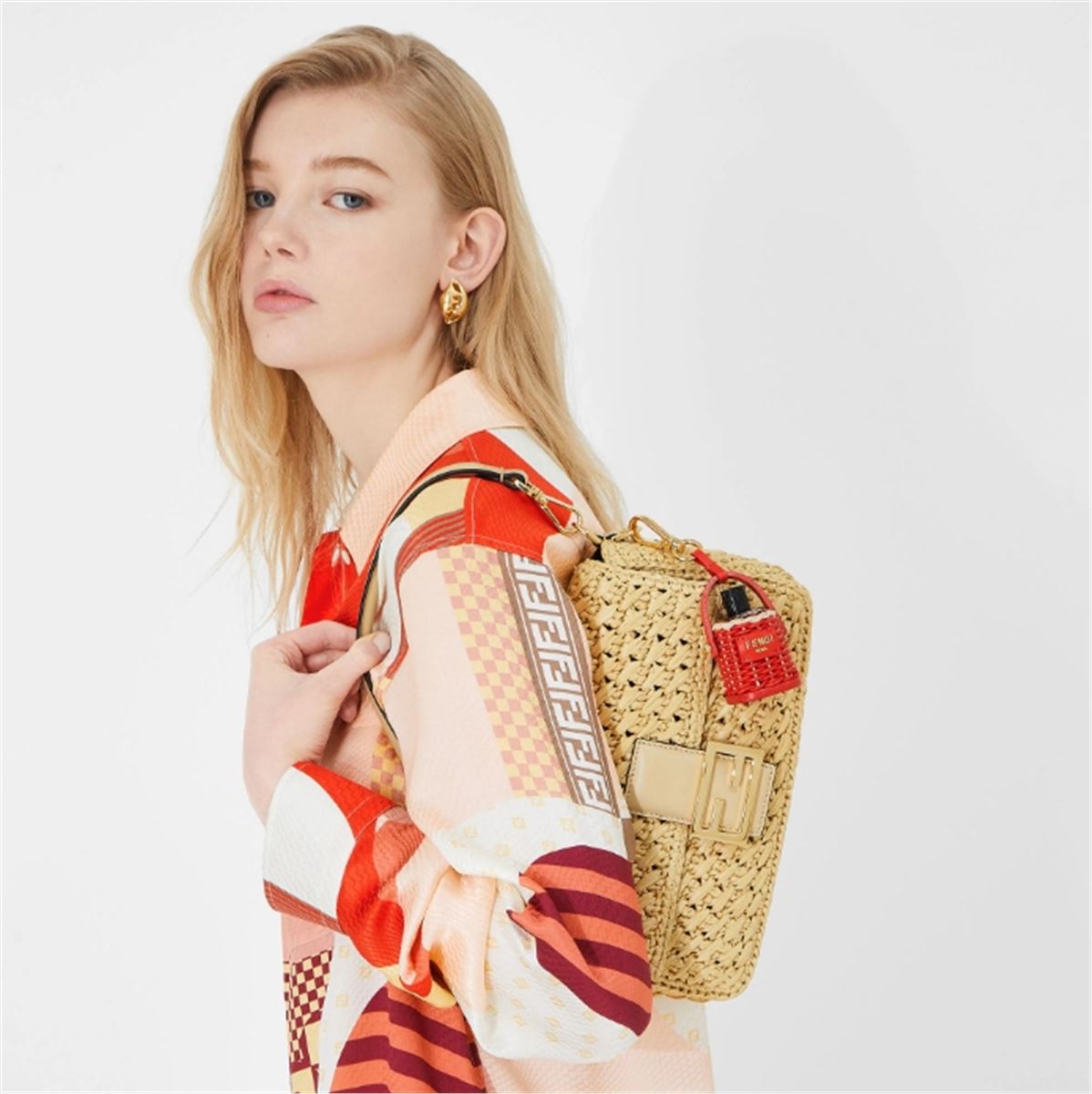 BAGUETTE BEIGE VISCOSE FIBRE CROCHET BAG