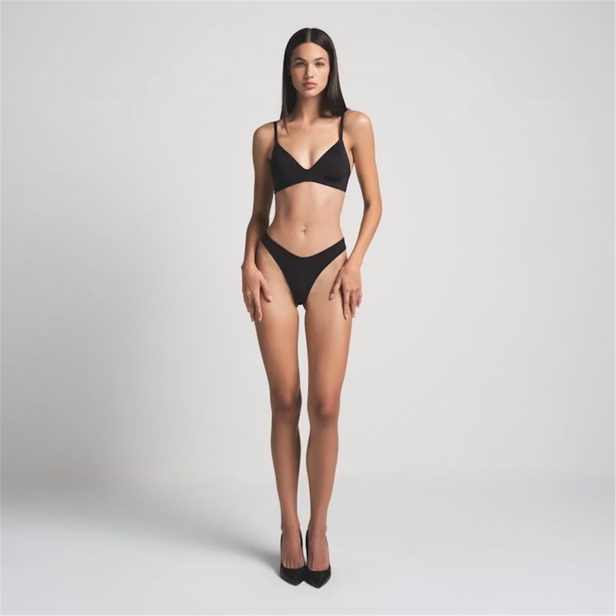 Wireless form t-shirt demi bra-SKIMS-Verso
