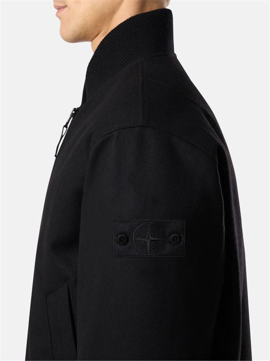 Bomber jacket with anti-drop and wind-resistant membrane