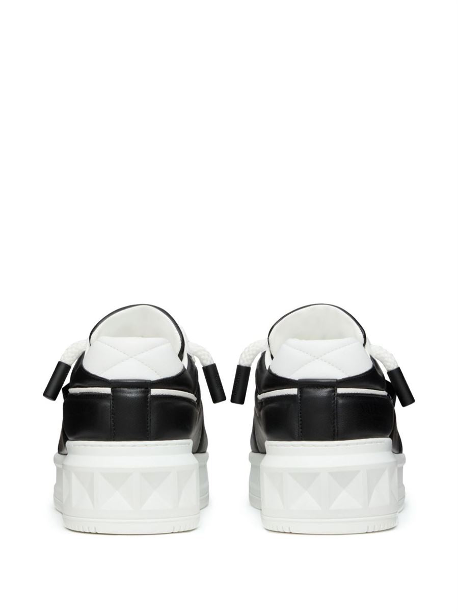 ONE STUD SNEAKERS