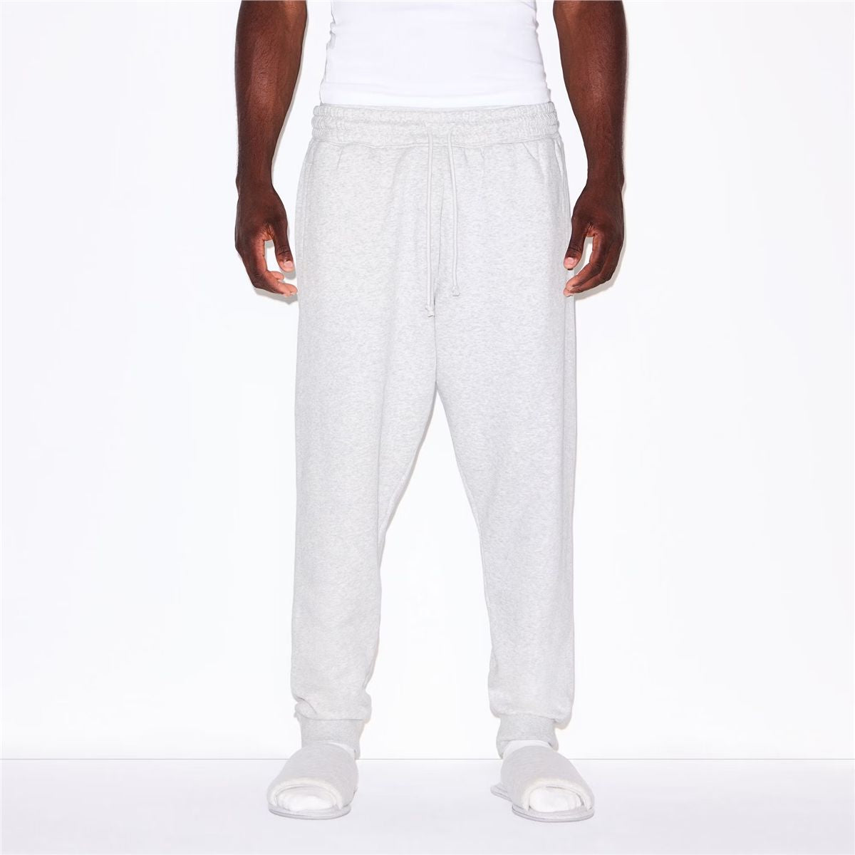 Fleece lounge men's tapered jogger-SKIMS-Verso
