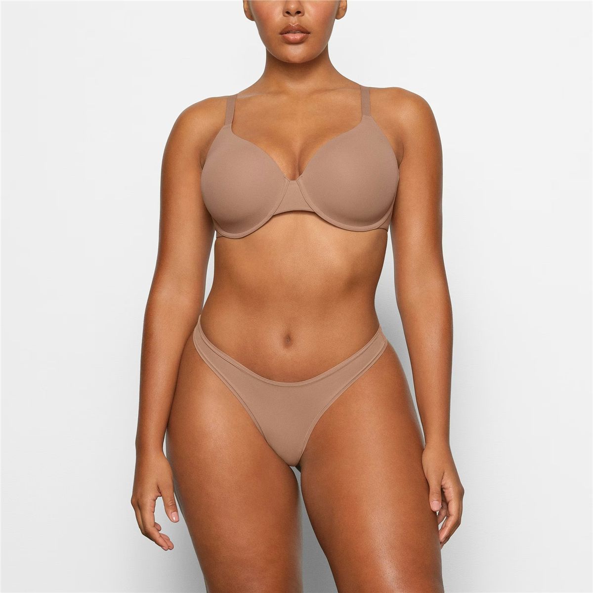 Fits Everybody T-Shirt Bra-SKIMS-Verso