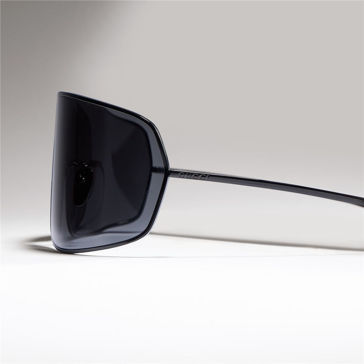 Mask frame sunglasses-GUCCI-Verso