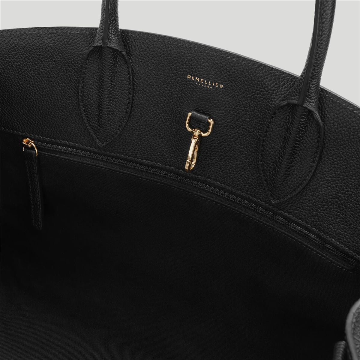 The hudson-DEMELLIER LONDON-Verso