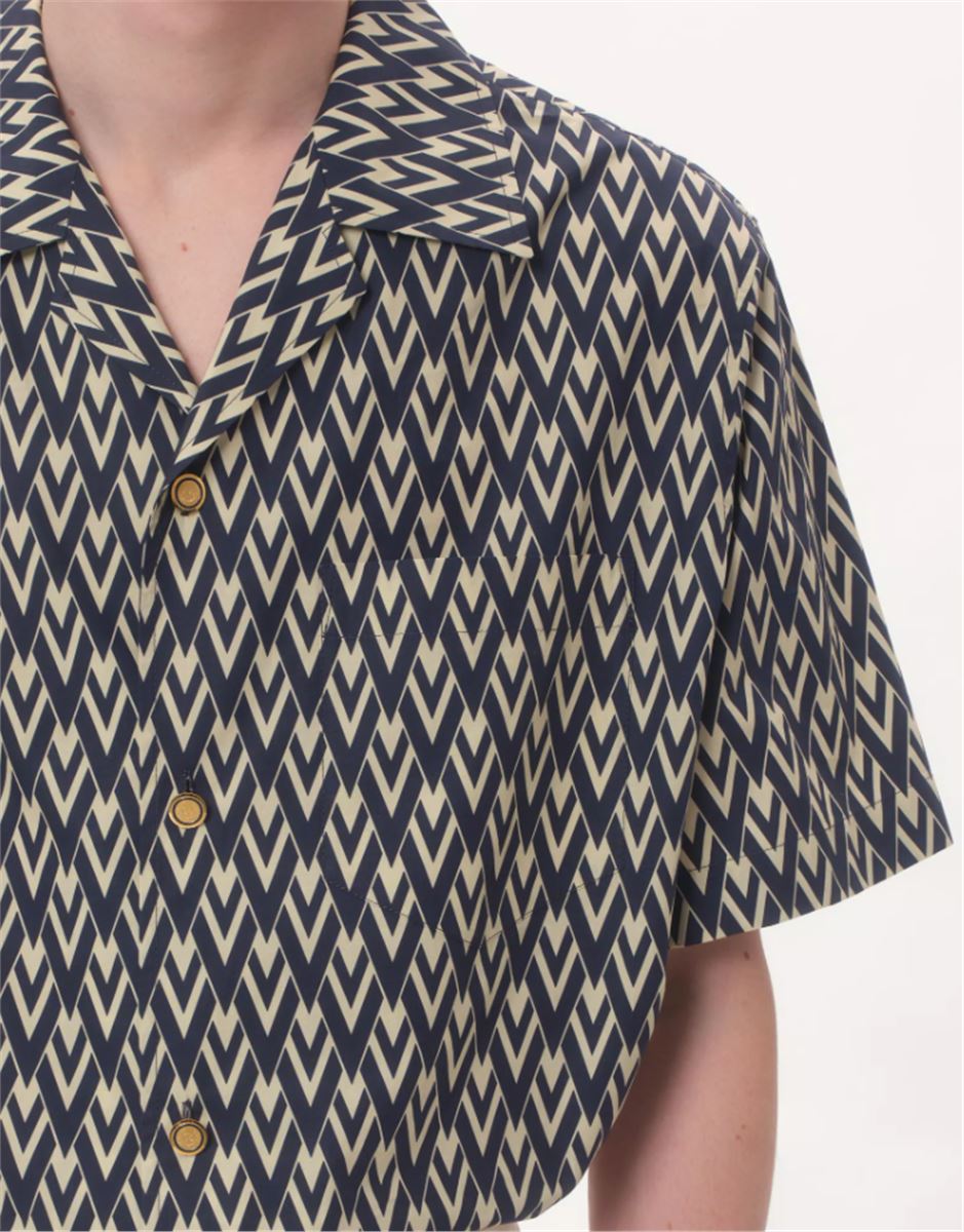 COTTON POPELINE BOWLING SHIRT WITH TOUTE LA V PRINT -  VALENTINO -  Verso