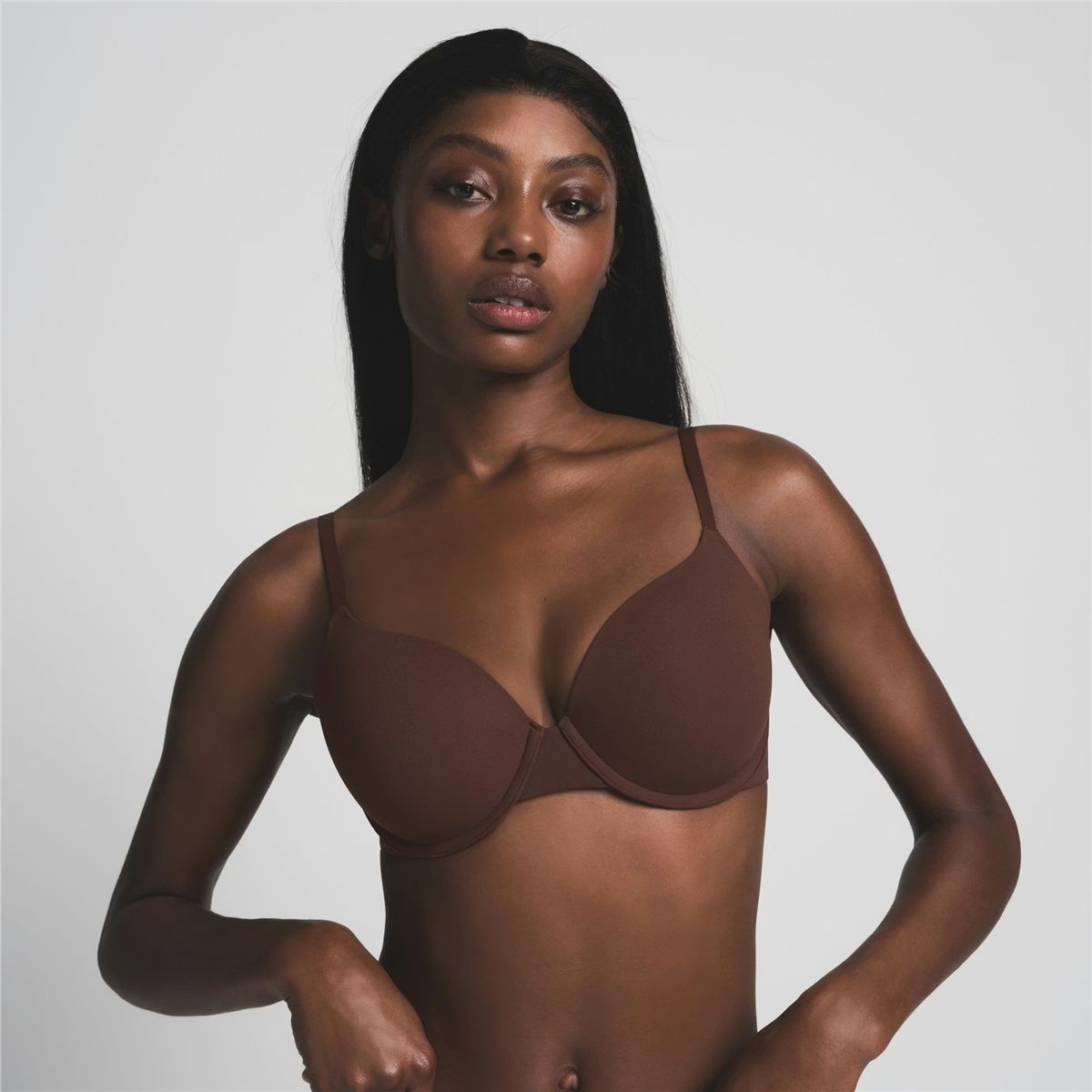 Fits Everybody T-Shirt Bra-SKIMS-Verso