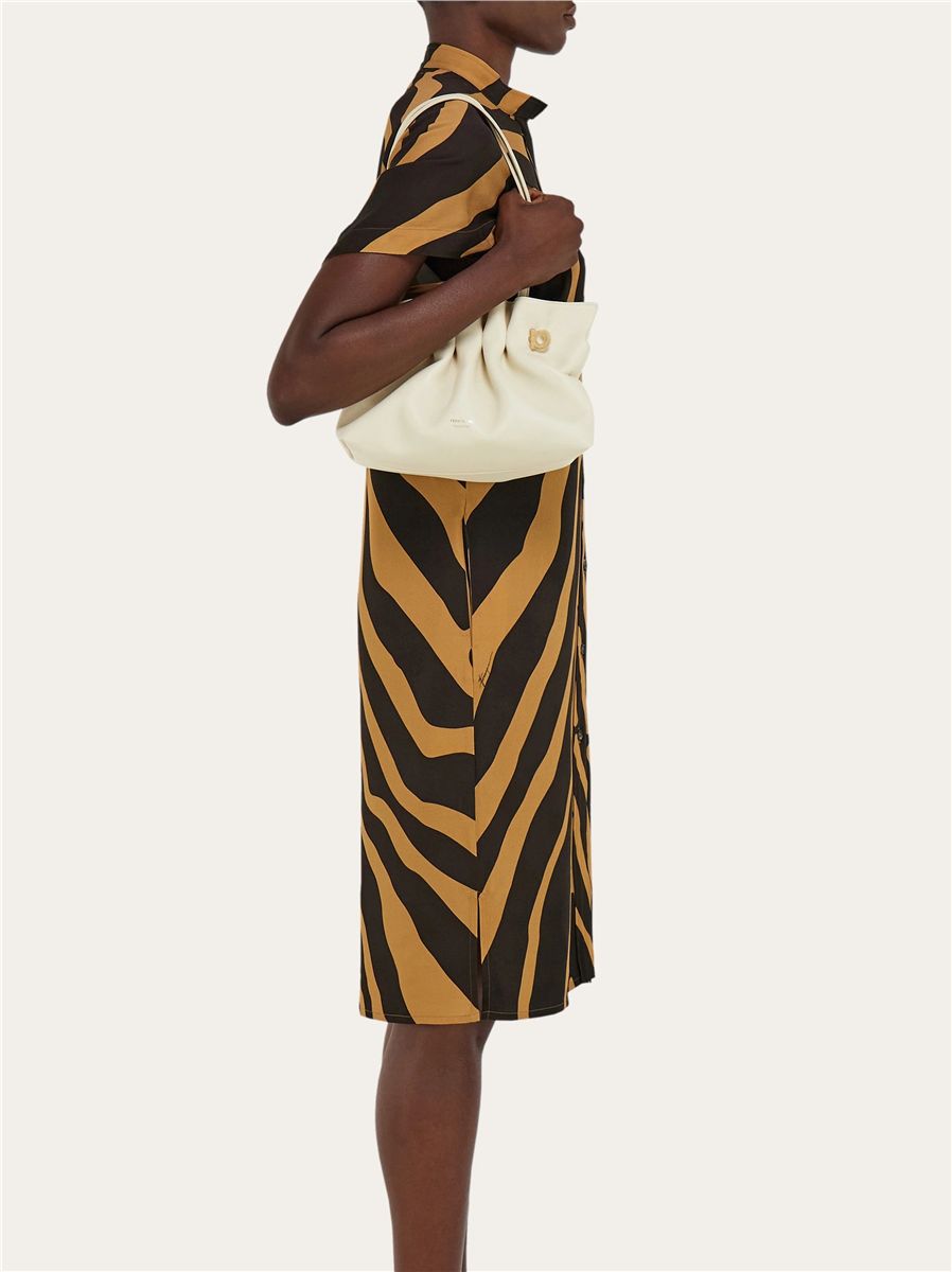 Ferragamo soft-bag (s)