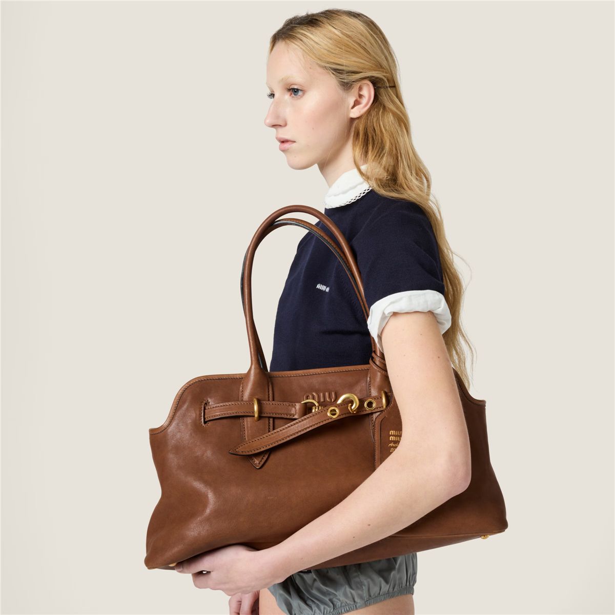 Aventure nappa leather bag-MIU MIU-Verso