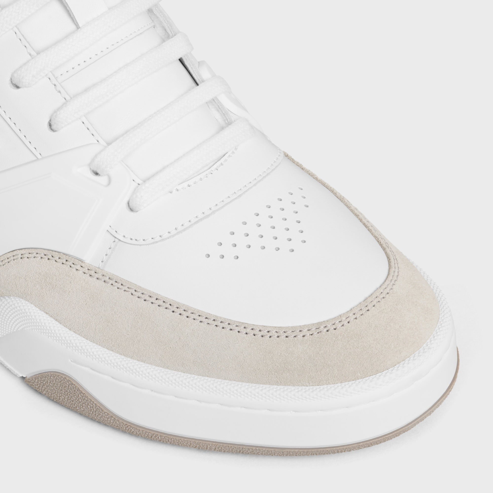 CT-09 LOW LACE-UP SNEAKER