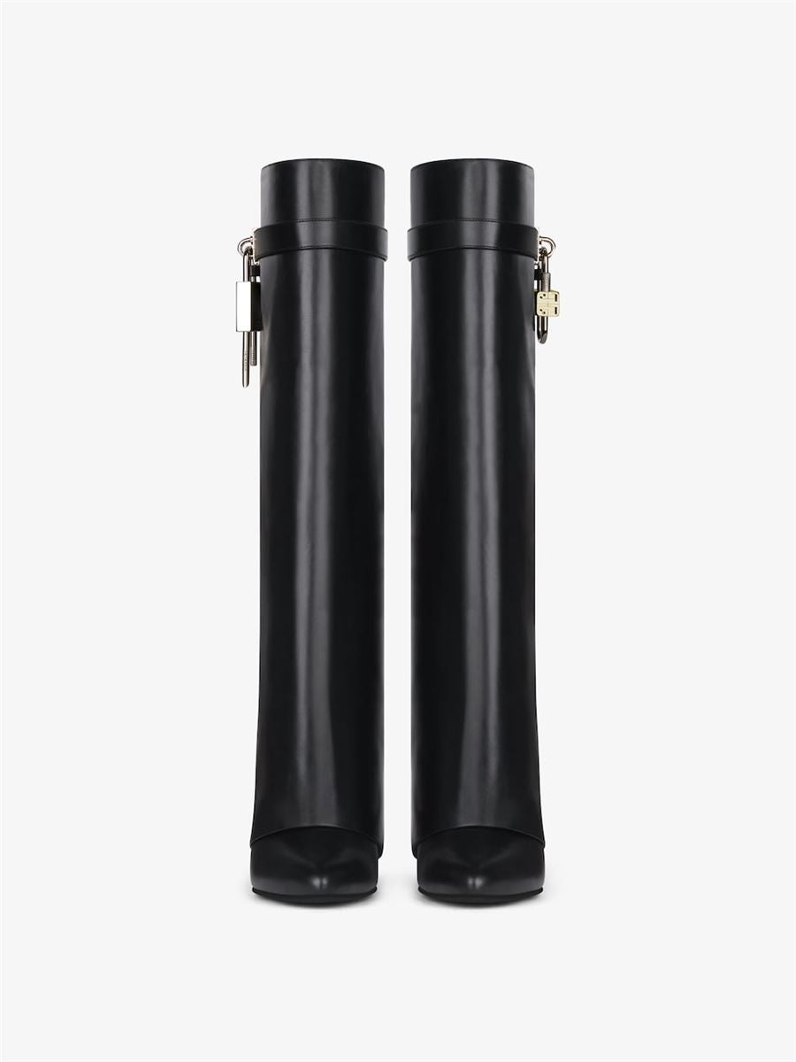 SHARK LOCK BOOTS IN LEATHER -  GIVENCHY -  Verso