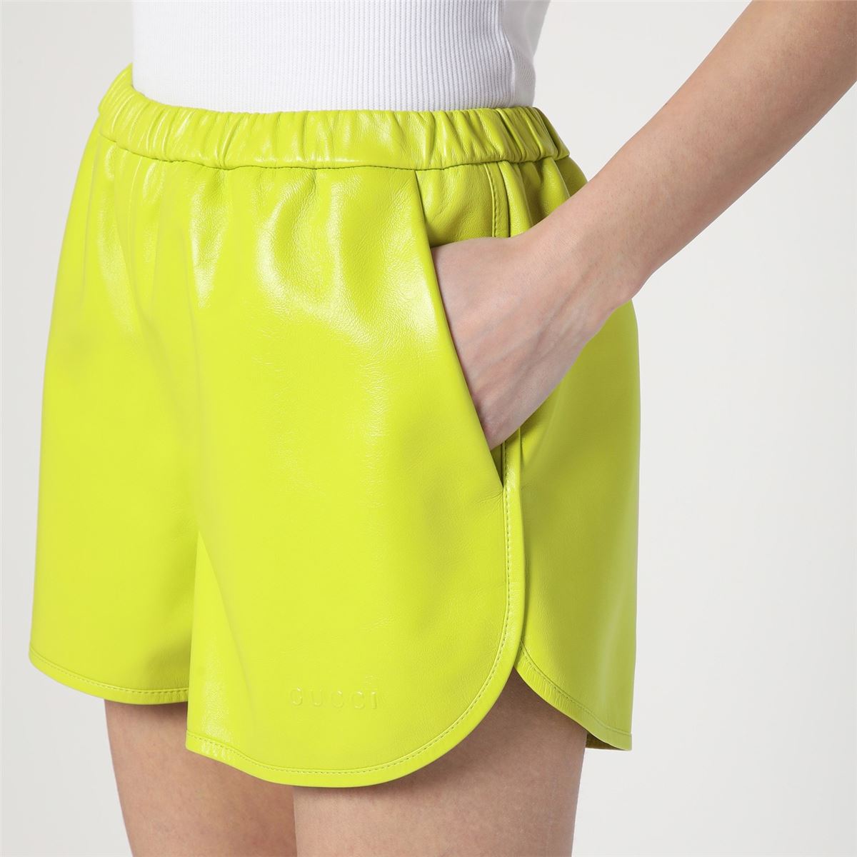 SHINY LEATHER SHORTS - GUCCI - Verso