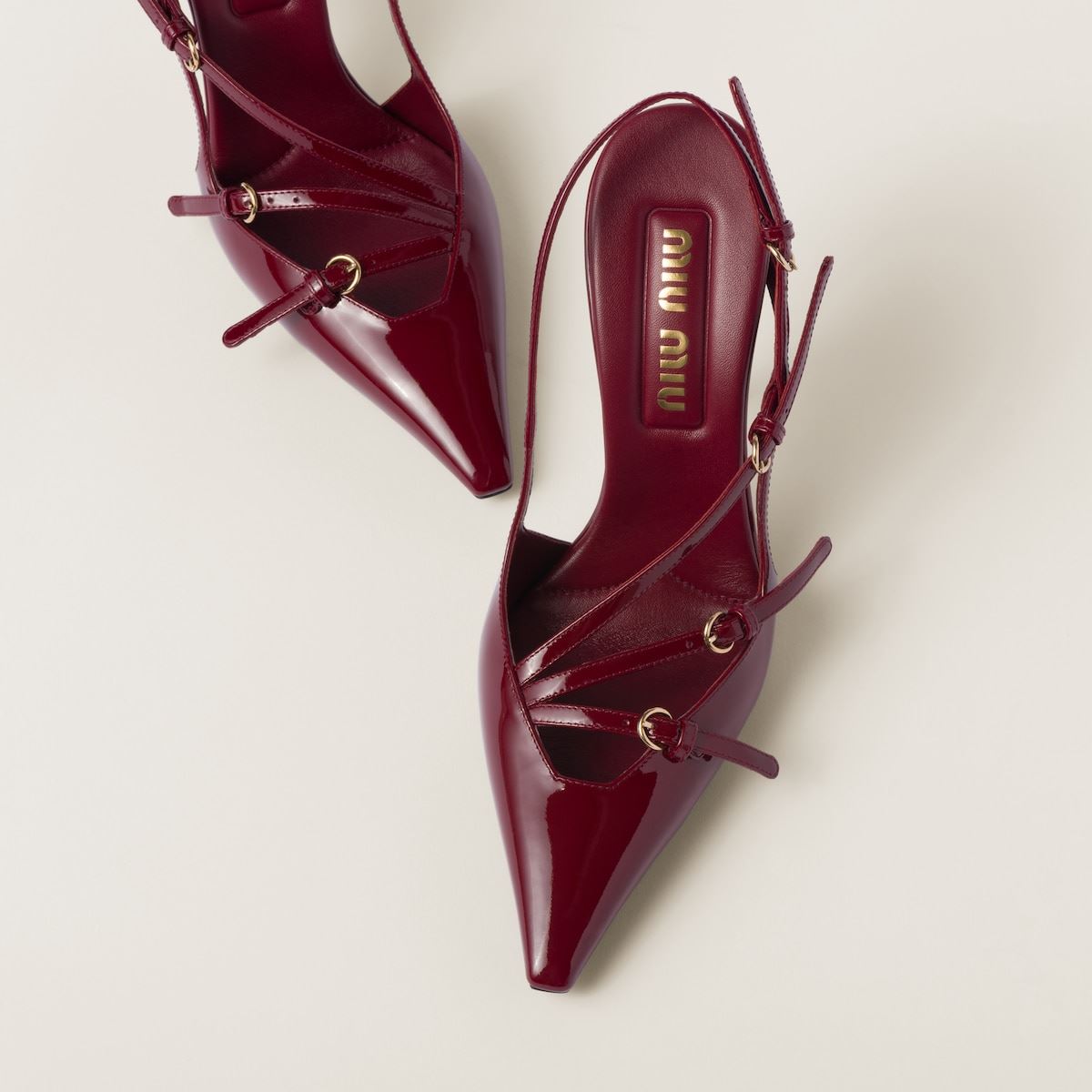 PATENT LEATHER SLINGBACKS WITH BUCKLES
