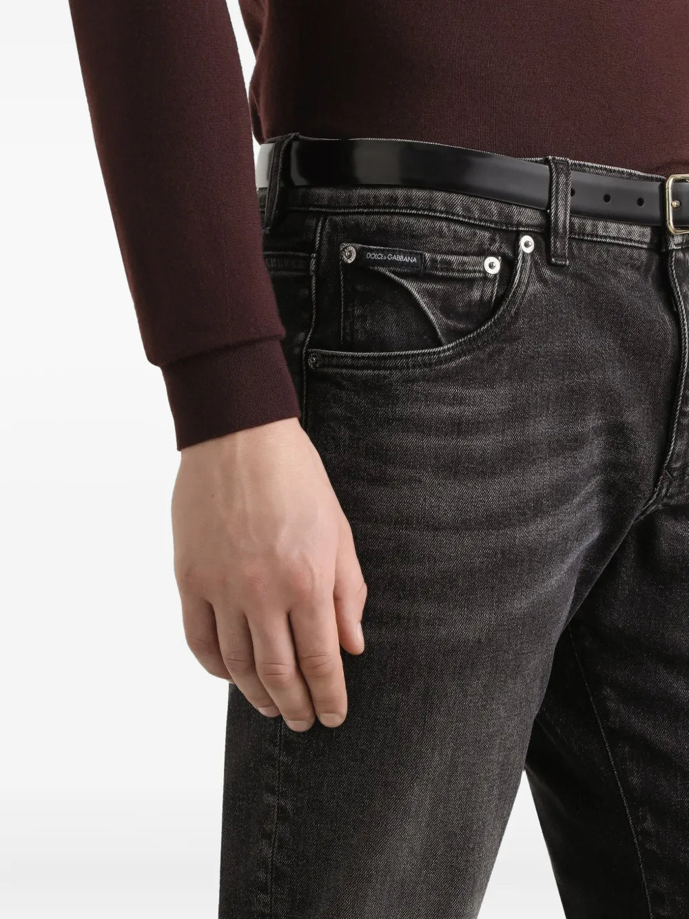 Logo-plaque faded jeans