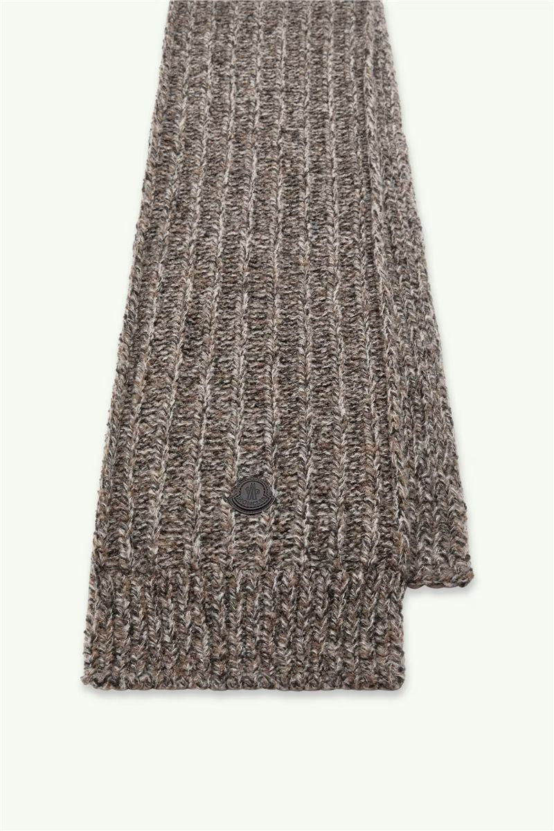 Wool blend bouclé knit scarf