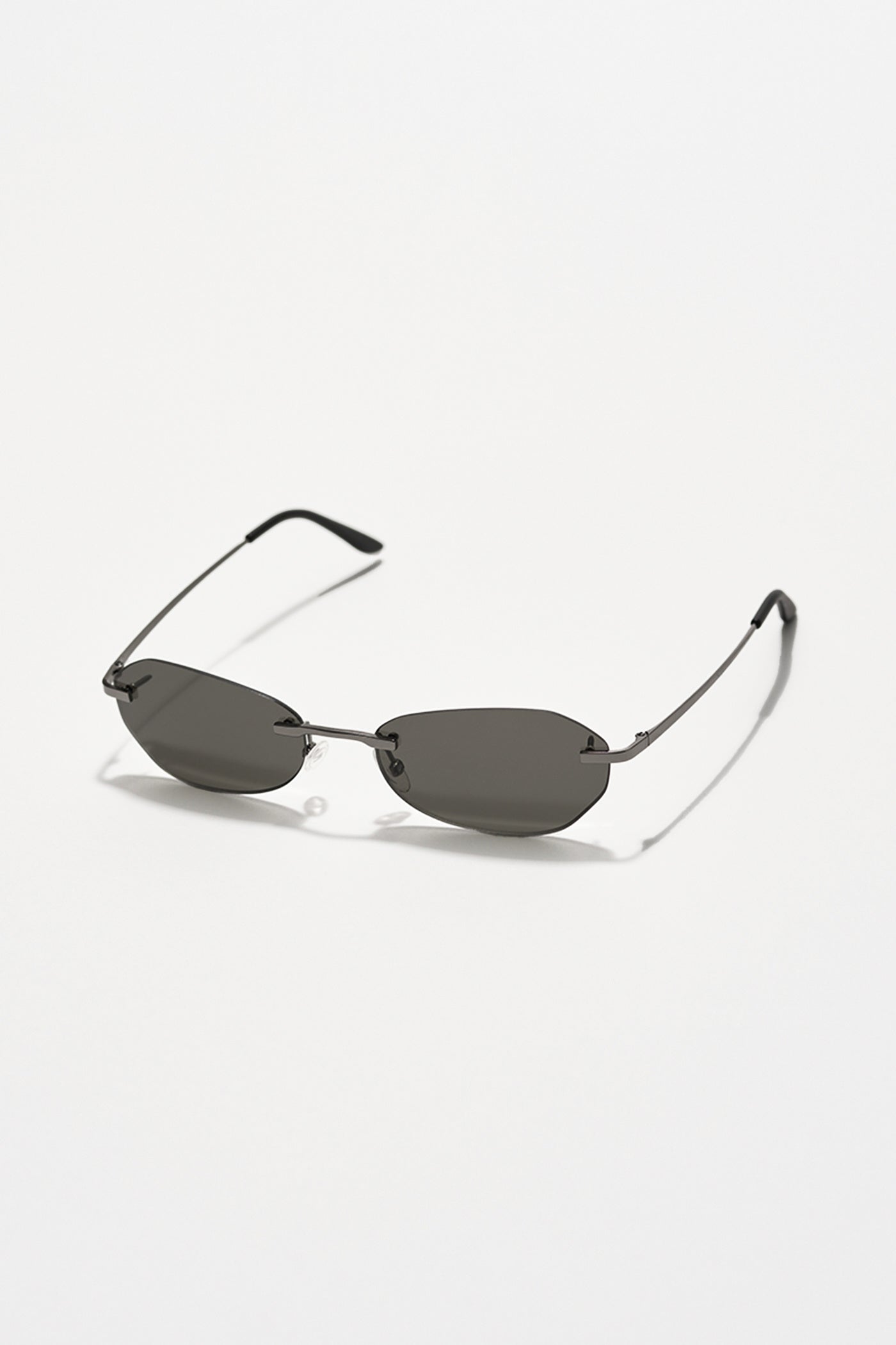 Adorable Sunglasses-OUR LEGACY-Verso