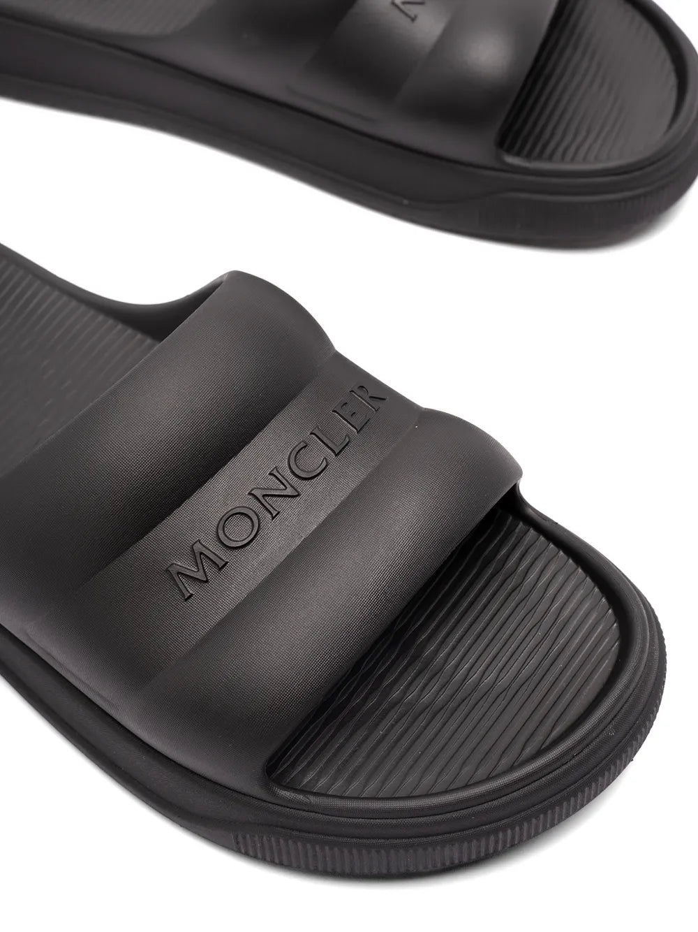 Altive embossed logo slides-MONCLER-Verso