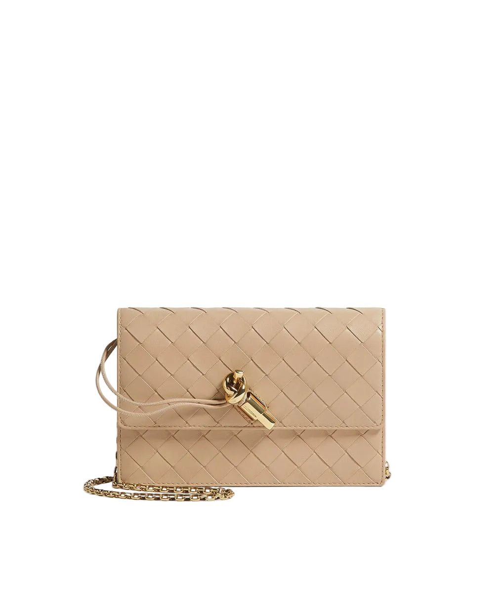 Andiamo Pouch on Chain