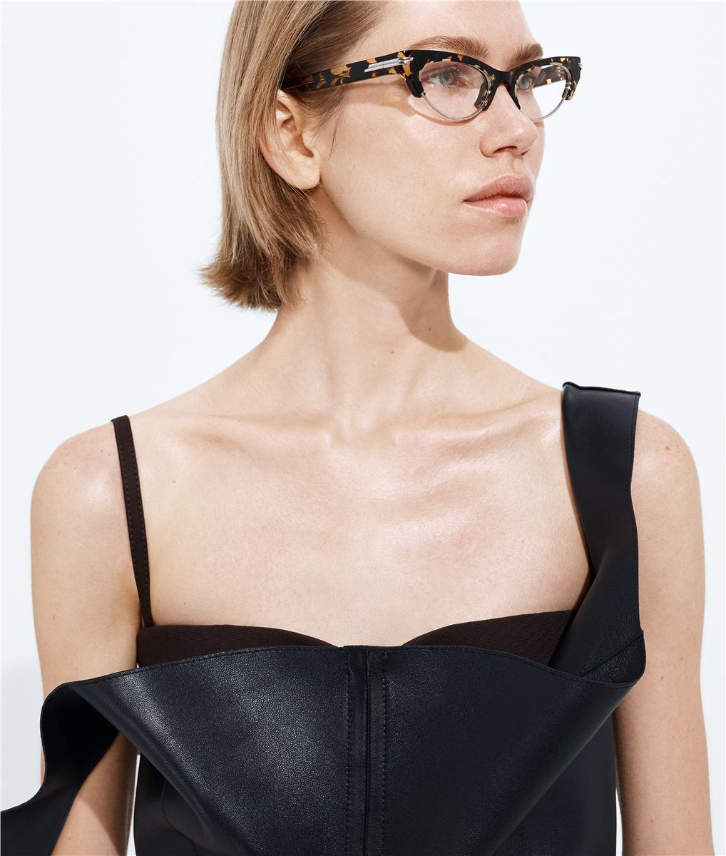 Angle Cat Eye Sunglasses-BOTTEGA VENETA-Verso