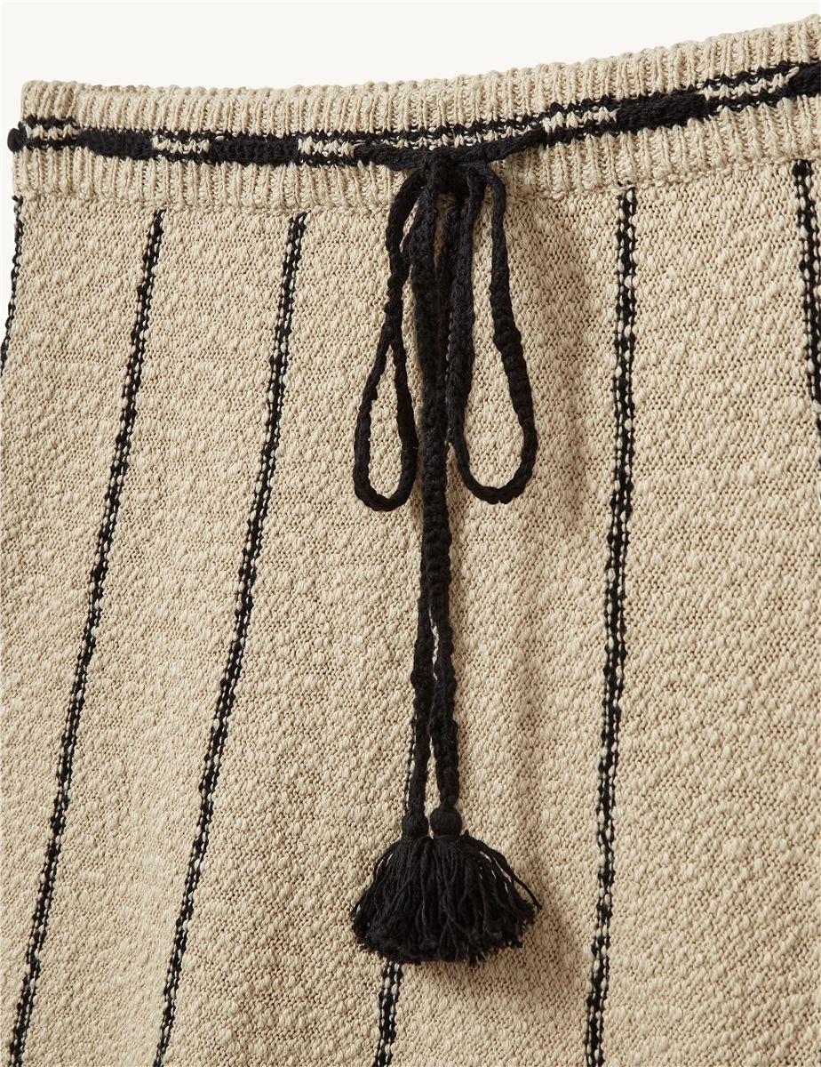 April mini print-THE GARMENT-Verso