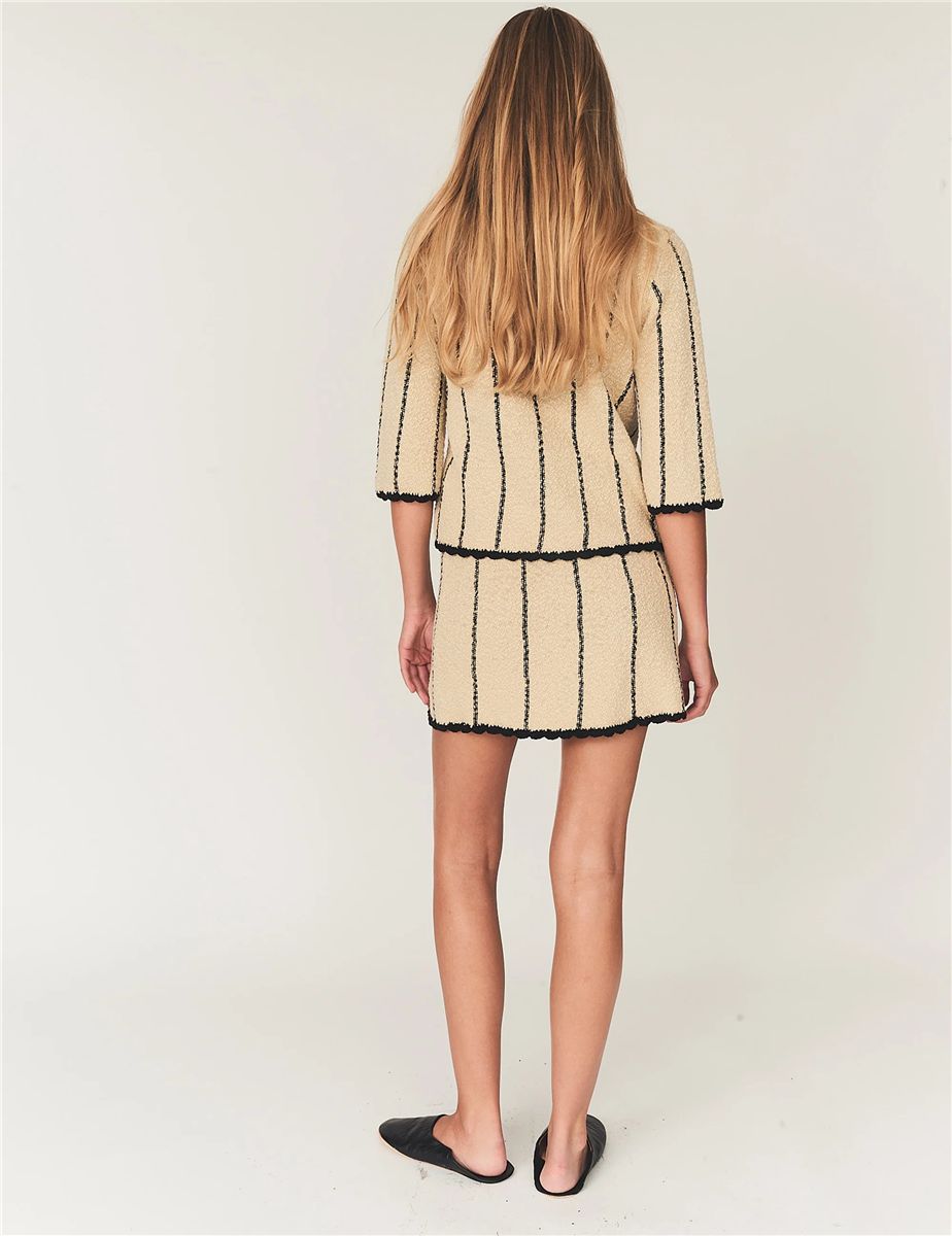 April polo print-THE GARMENT-Verso