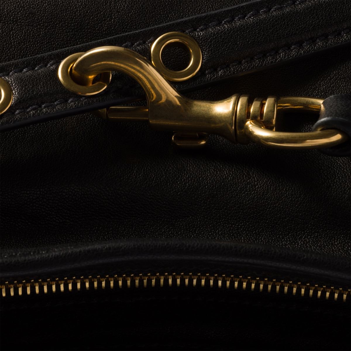 Aventure nappa leather bag-MIU MIU-Verso