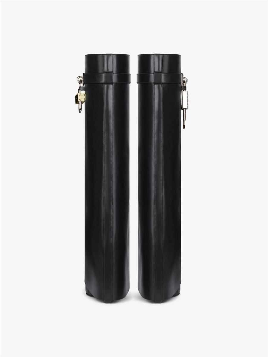 SHARK LOCK BOOTS IN LEATHER -  GIVENCHY -  Verso