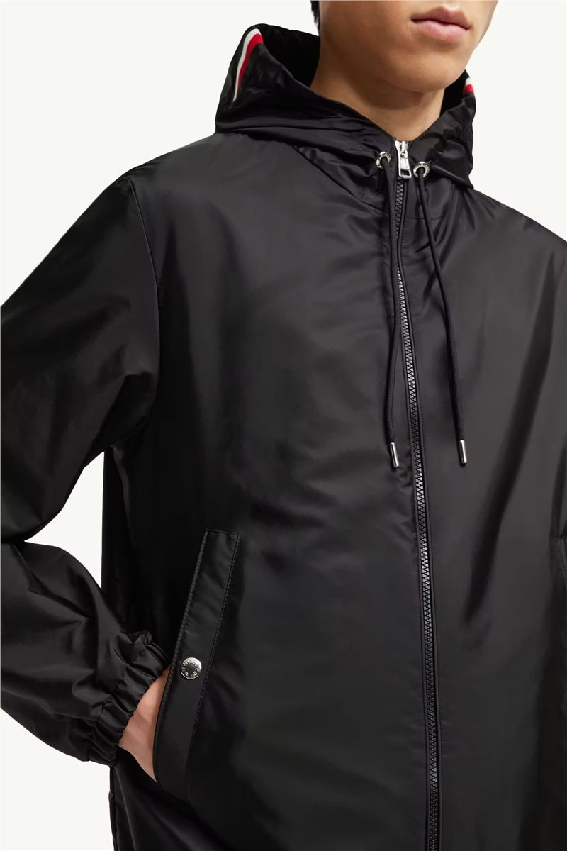 Grimpeurs hooded windbreaker