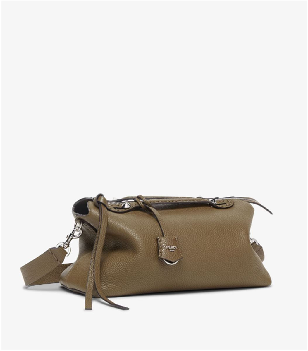 BY THE WAY SELLERIA LARGE FENDI