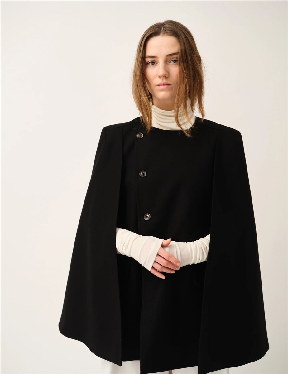 Balli Cape-THE GARMENT-Verso