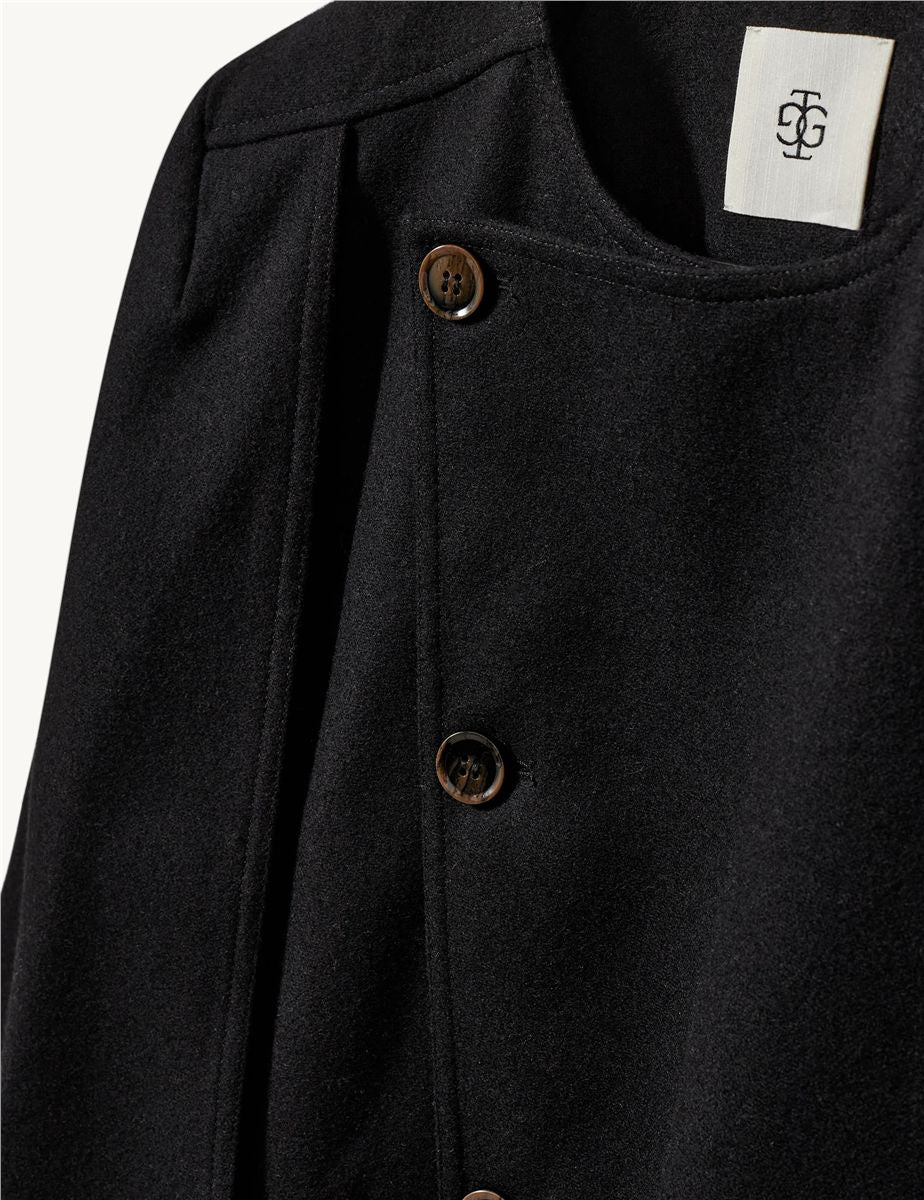 Balli Cape-THE GARMENT-Verso