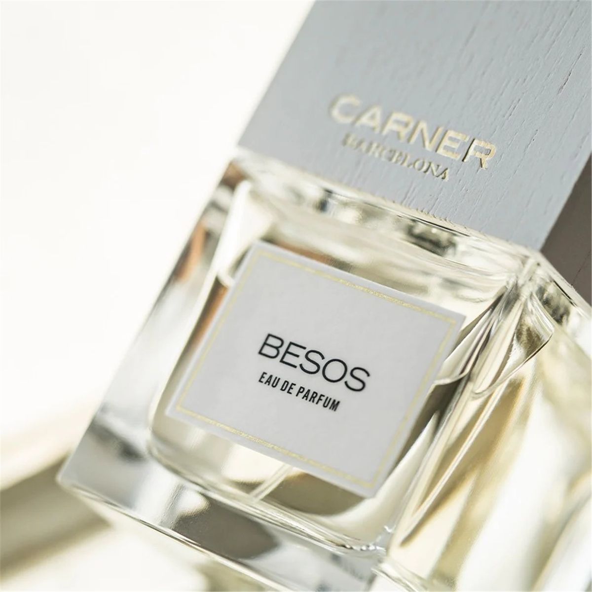 Besos eau de parfum-CARNER-Verso