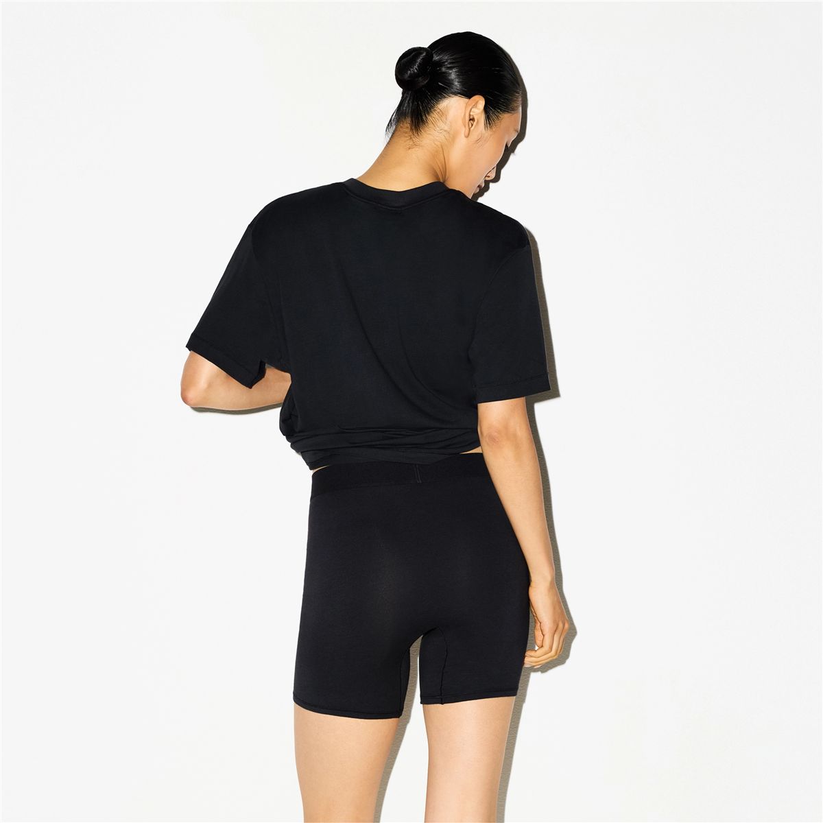 Boyfriend T-Shirt-SKIMS-Verso