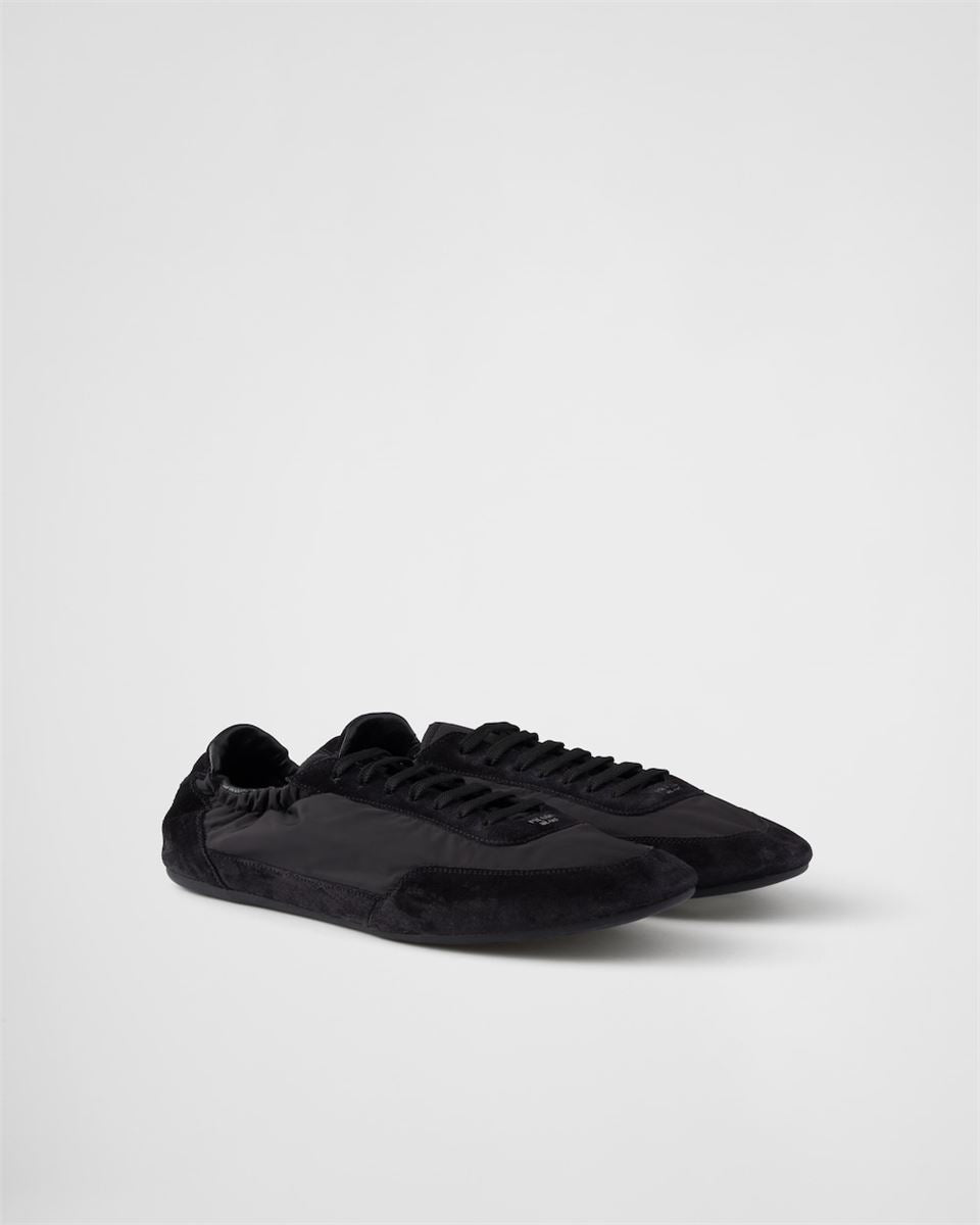 COLLAPSE RE-NYLON AND SUEDE ELASTICIZED SNEAKERS -  PRADA -  Verso
