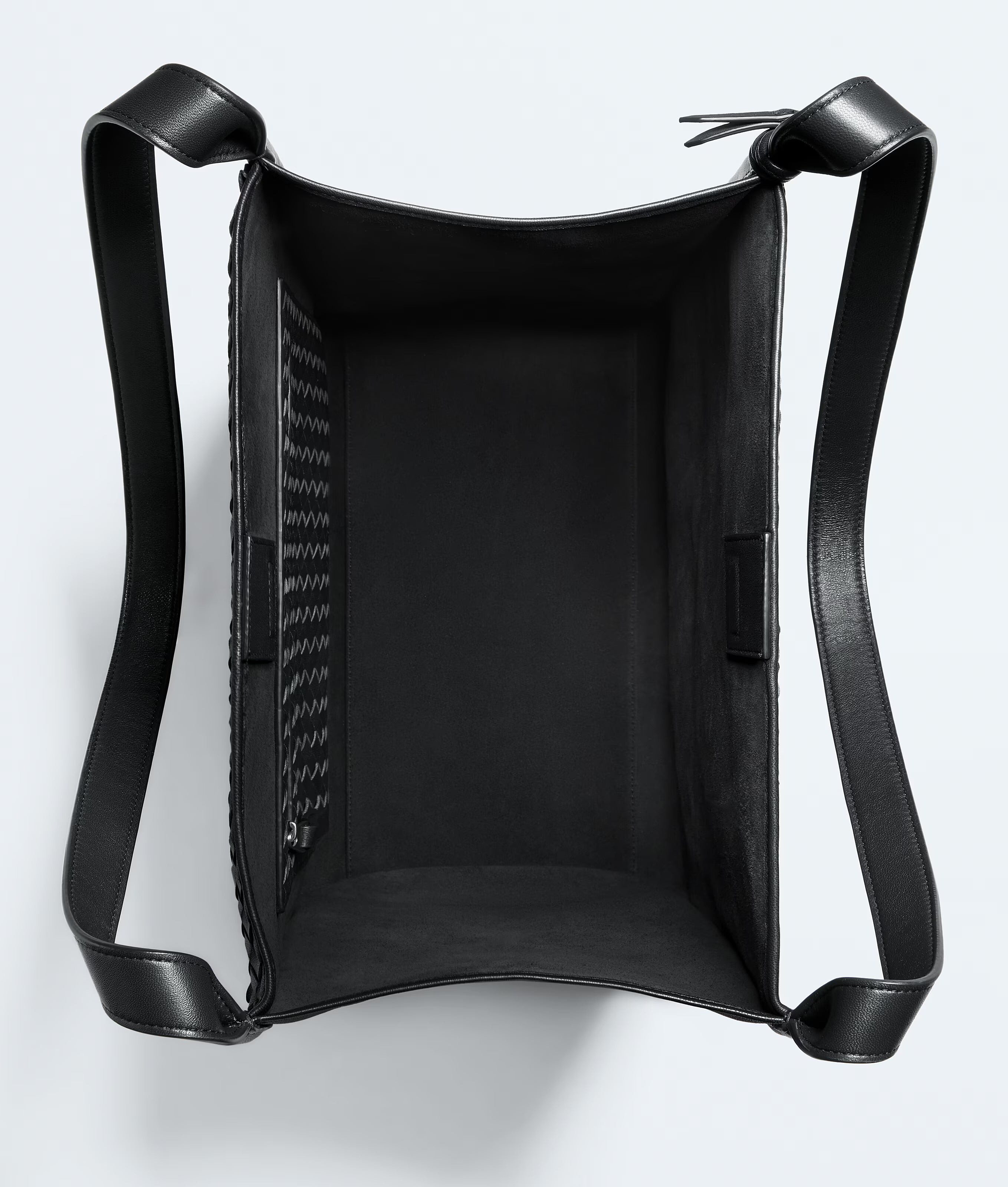 Corriere-BOTTEGA VENETA-Verso