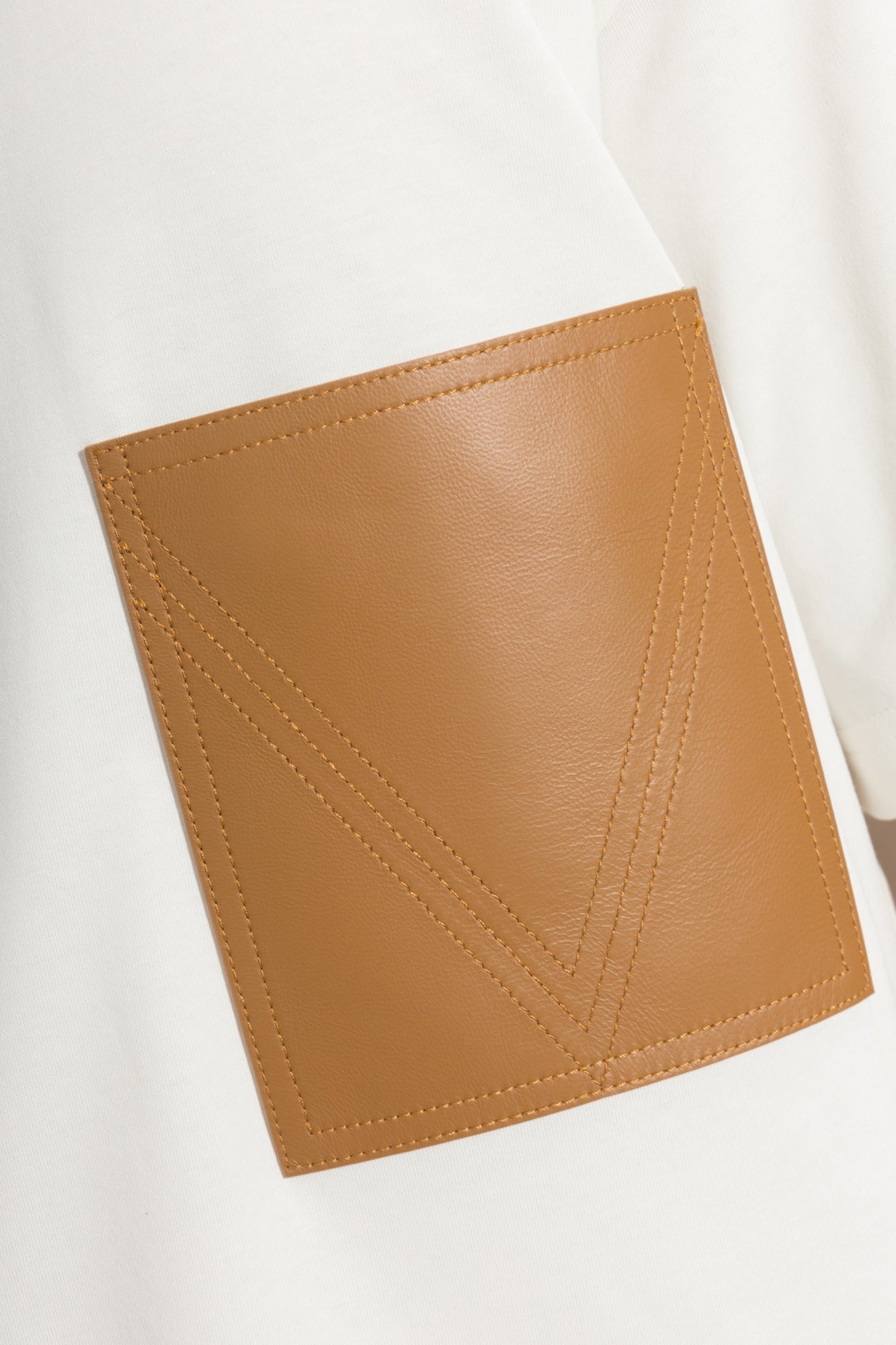 Cream 'oversized' t-shirt-BOTTEGA VENETA-Verso
