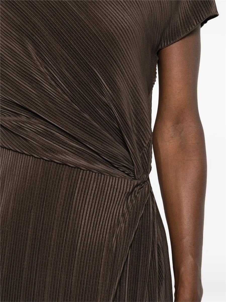 Diagonal pleated twist-waist dress-VINCE-Verso