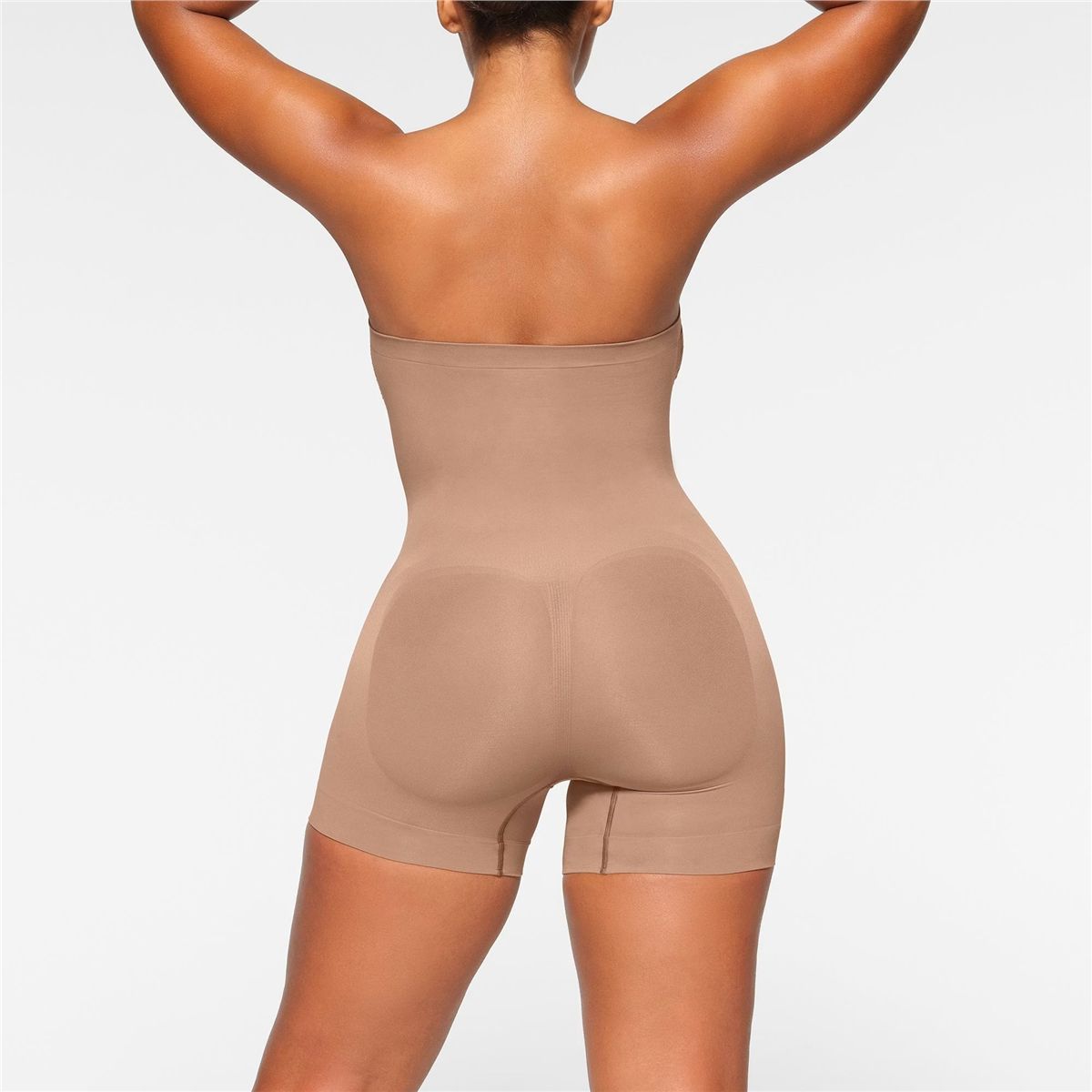 Seamless Sculpt Strapless Shortie Bodysuit-SKIMS-Verso
