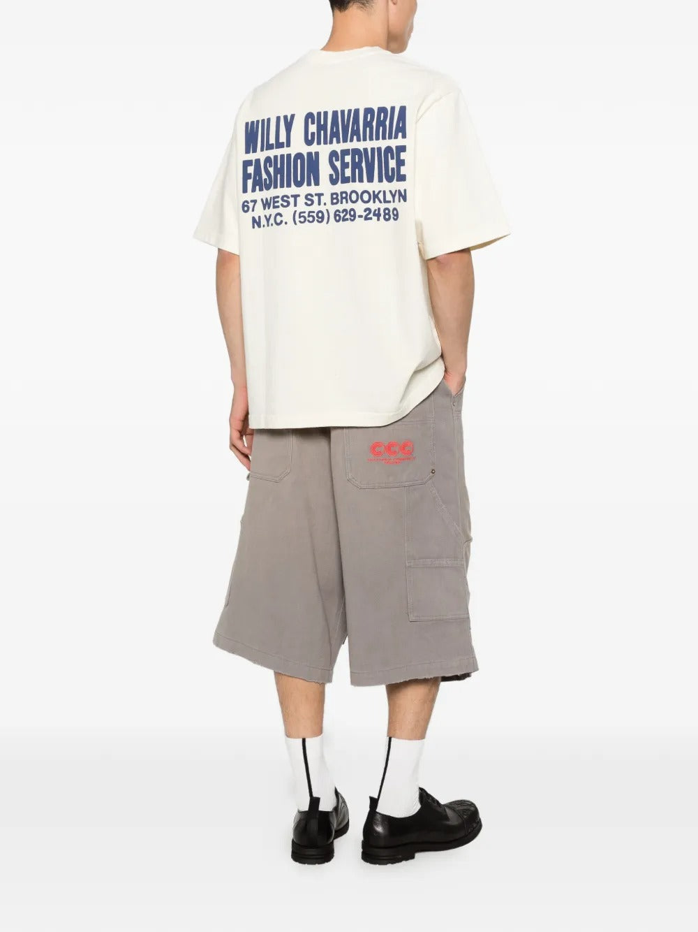"Fashion Services" Standard Tee-WILLY CHAVARRIA-Verso