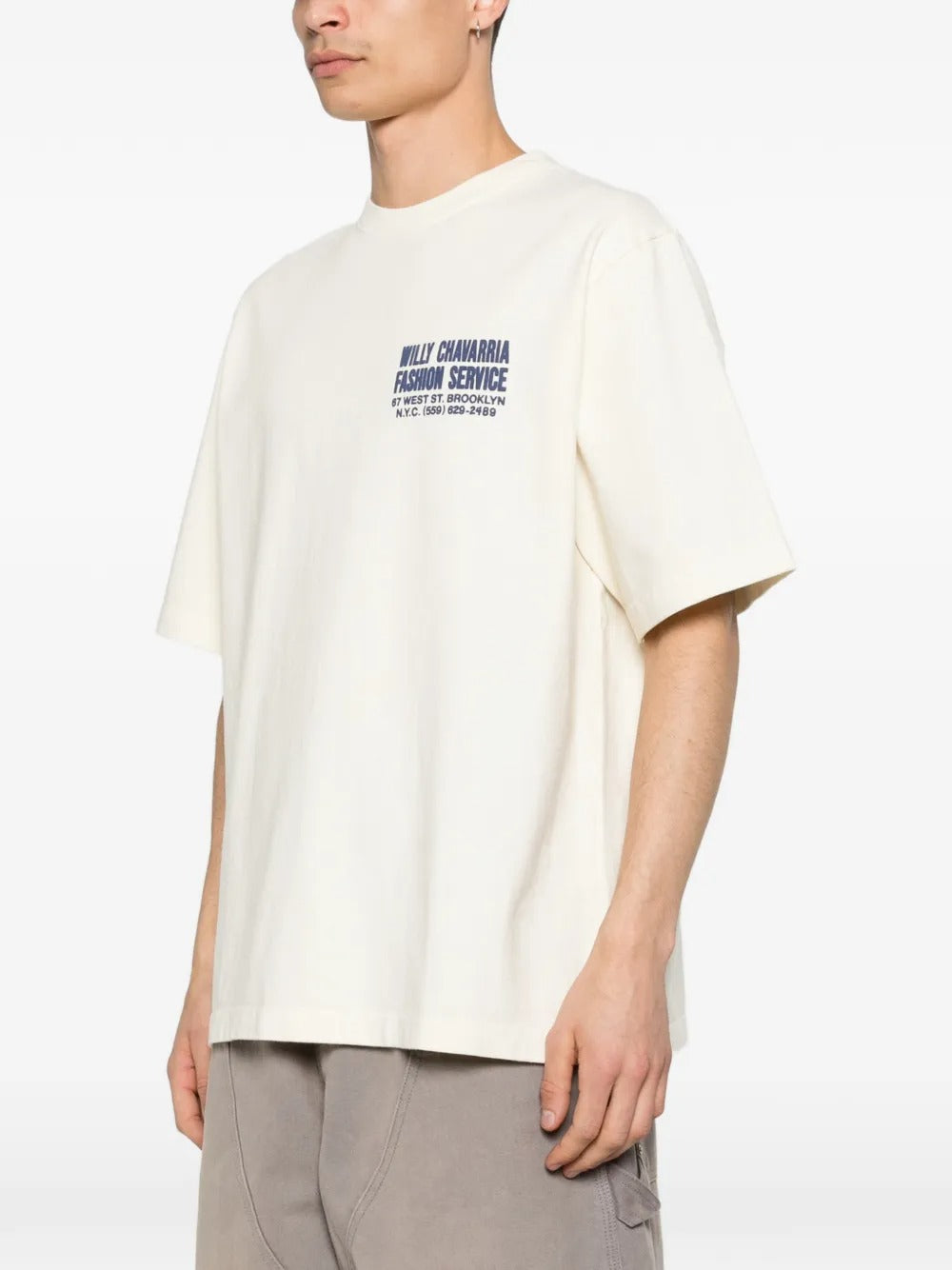 "Fashion Services" Standard Tee-WILLY CHAVARRIA-Verso