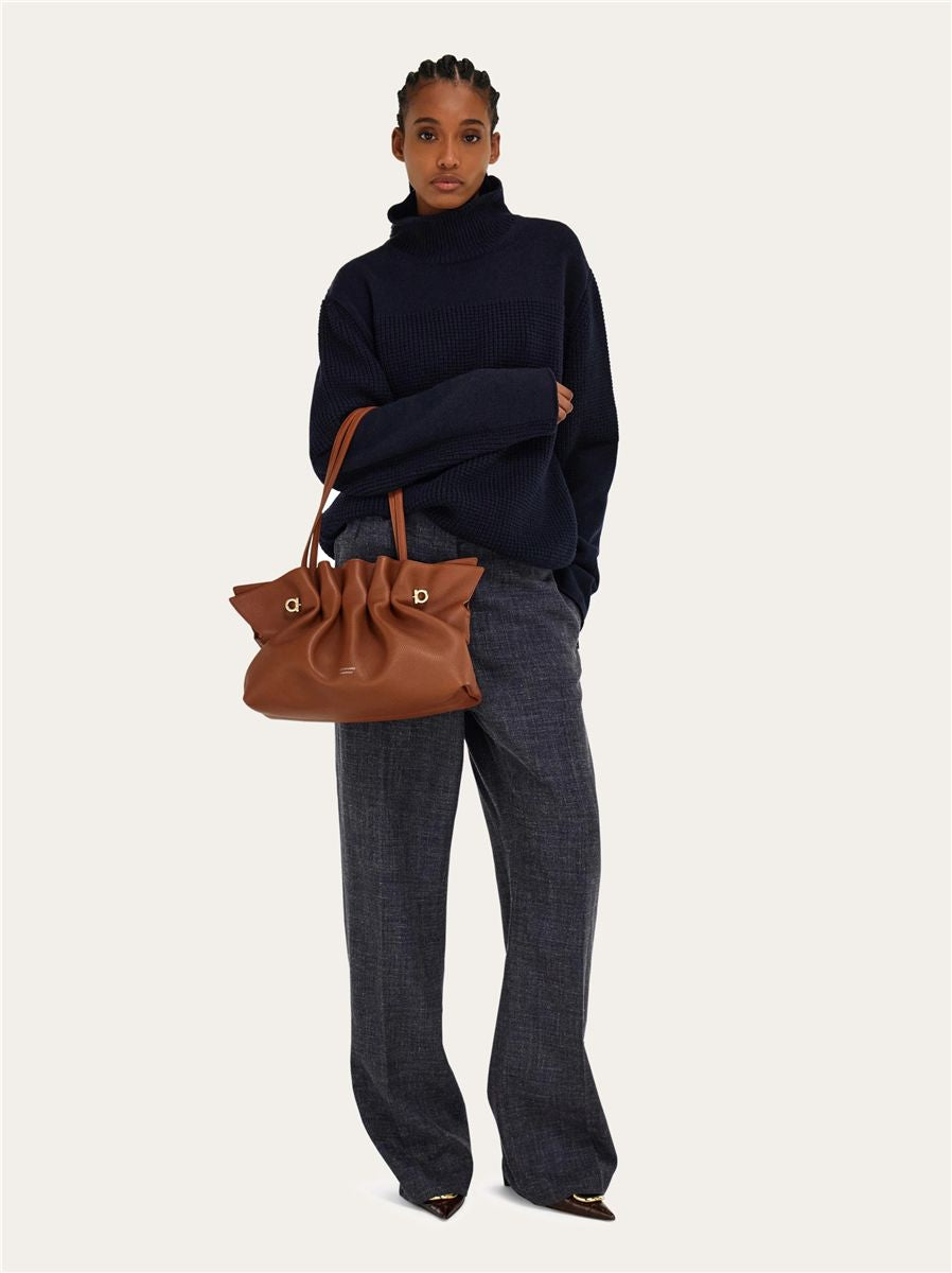 Ferragamo Soft-Bag (M)-FERRAGAMO-Verso